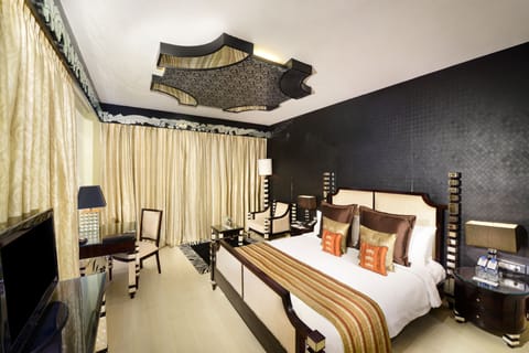 Zuri Junior Suite with King Size Bed (two ways Airport transfers included) | Premium bedding, minibar, in-room safe, desk