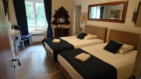 Deluxe Double Room (5) | Individually decorated, individually furnished, soundproofing, free WiFi