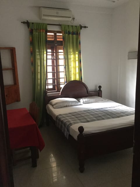 Double Room, Balcony, City View | 1 bedroom, in-room safe, desk, iron/ironing board