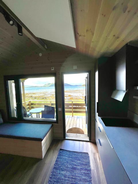 Premium Cabin, 1 Bedroom, Sea View | Living area