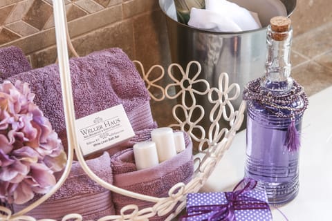 Church Steeple Suite/Jetted Tub for Two | Room amenity