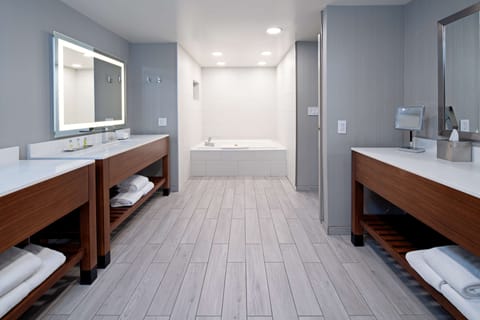 Room, 2 Bedrooms, Accessible (Roll-In Shower) | Premium bedding, in-room safe, desk, blackout drapes