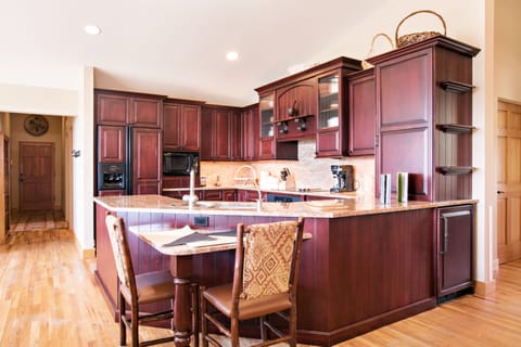 Kitchen with breakfast nook