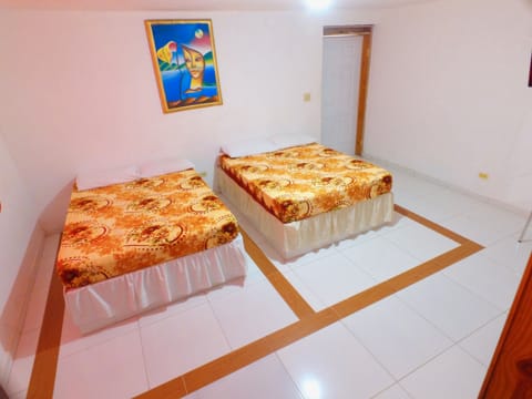 Classic Single Room, Multiple Bedrooms | 1 bedroom, premium bedding, in-room safe, desk