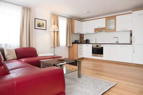 Deluxe Apartment, 1 Bedroom (incl. 50€ Cleaning Fee) | Private kitchen | Full-size fridge, stovetop, coffee/tea maker, electric kettle