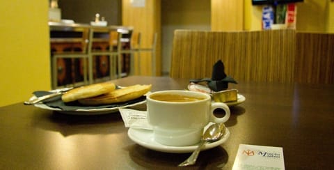 Daily continental breakfast (EUR 10 per person)