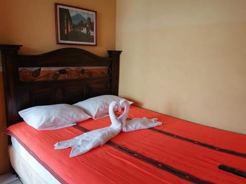 Basic Room, Private Bathroom | Rollaway beds, free WiFi, bed sheets
