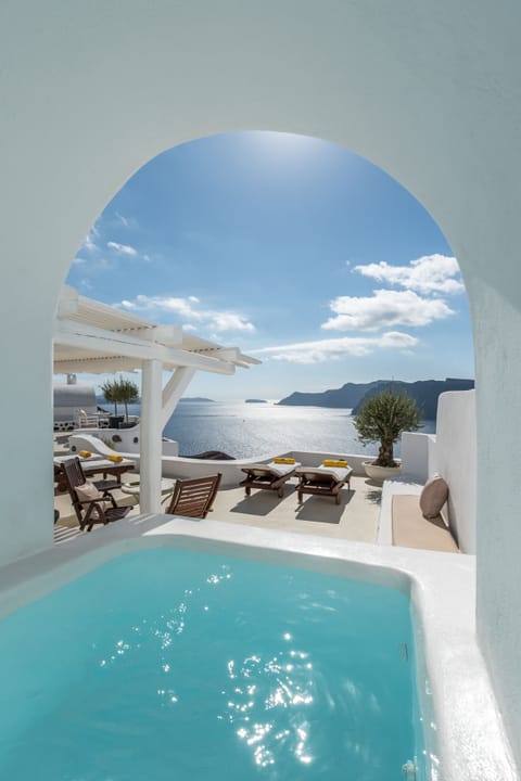 Villa, Jetted Tub (Horizon, Caldera View) | Terrace/patio