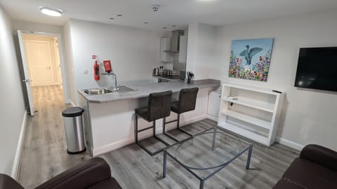 Apartment, 1 Bedroom | In-room safe, desk, free WiFi, bed sheets