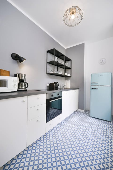 Studio, 42qm | Private kitchen | Fridge, microwave, oven, stovetop