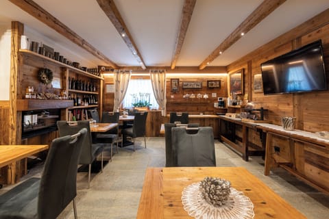 Daily buffet breakfast (EUR 14 per person)