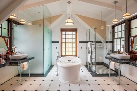 Separate tub and shower, deep soaking tub