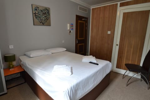 In-room safe, iron/ironing board, free WiFi, bed sheets