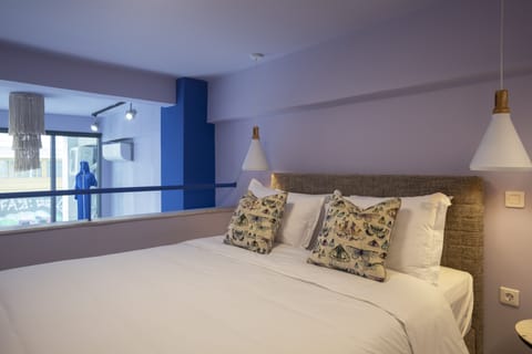 Deluxe Loft | Premium bedding, minibar, individually decorated, individually furnished