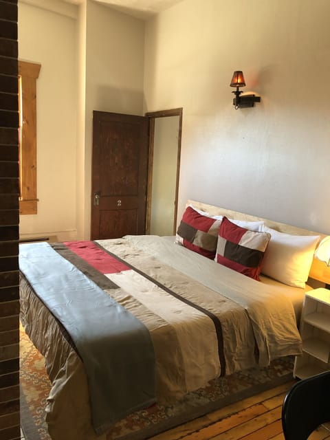 Room #1, King Private  | Free WiFi, bed sheets
