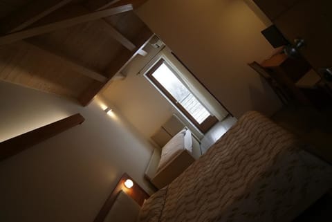 Family Room | Desk, soundproofing, free WiFi, wheelchair access