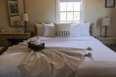 The Daisy Room | 4 bedrooms, premium bedding, Tempur-Pedic beds, individually decorated