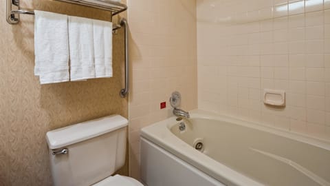 Suite, 2 Queen Beds, Non Smoking, Refrigerator & Microwave (with Sofabed) | Bathroom | Combined shower/tub, free toiletries, hair dryer, towels