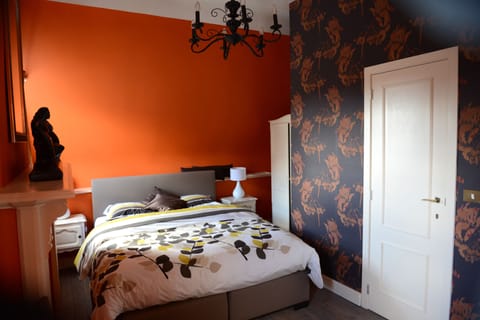 Comfort Double Room (orange) | Free WiFi