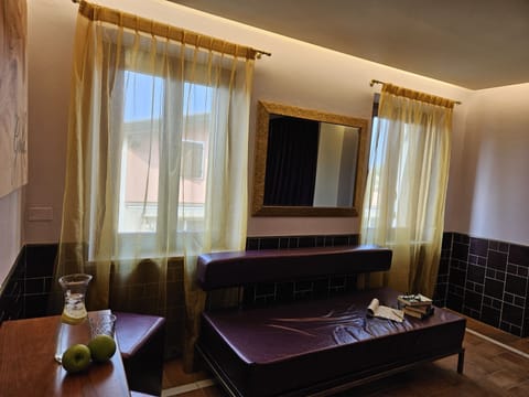 Double Room, Jetted Tub | Minibar, in-room safe, individually furnished, desk