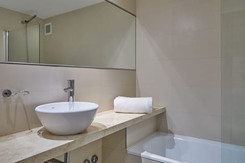 Superior Apartment, 1 Queen Bed with Sofa bed, Non Smoking, Balcony (#QP71) | Bathroom | Combined shower/tub, free toiletries, hair dryer, bidet