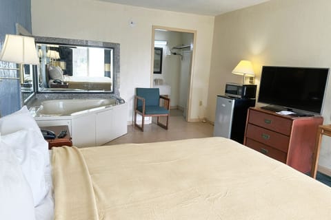 Room, 1 Double Bed, Non Smoking | Desk, iron/ironing board, free WiFi, bed sheets