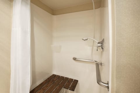 Room, 2 Queen Beds, Accessible, Non Smoking (Roll In Shower) | Bathroom | Combined shower/tub, free toiletries, hair dryer, towels