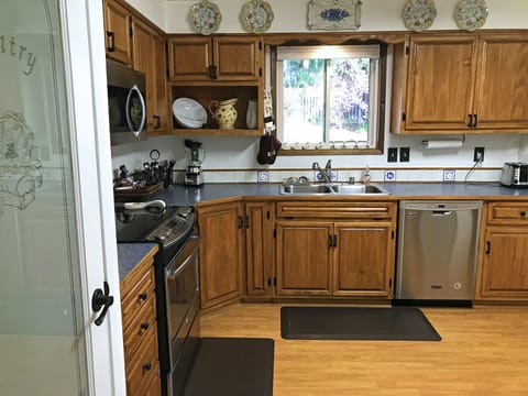 Kitchen perspective #3.