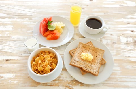 Daily continental breakfast (IDR 50000 per person)