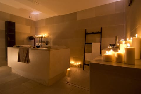 Couples treatment rooms, Turkish bath, body treatments, aromatherapy