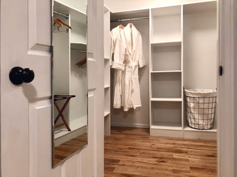 Walk-in closet