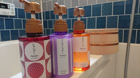Japanese Style Room | Bathroom amenities | Separate tub and shower, deep soaking tub, free toiletries, hair dryer