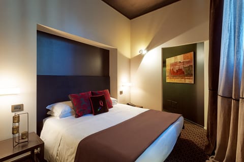 Deluxe Suite | 1 bedroom, Frette Italian sheets, premium bedding, down comforters