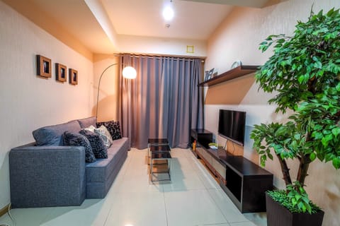 Apartment, 1 Bedroom | Living room | LCD TV