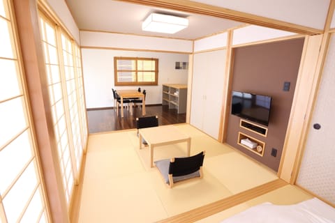 Private Vacation Home | Living area | Flat-screen TV, DVD player