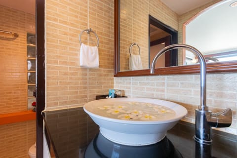 Villa, 1 Bedroom, Sea View, Beachfront | Bathroom | Shower, free toiletries, hair dryer, bathrobes