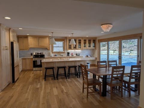 Exclusive Apartment, Ensuite (3-Bedroom Luxury Rental) | Private kitchen | Highchair