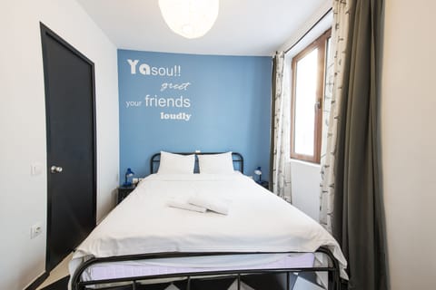 Double Room Ensuite with Balcony | In-room safe, individually decorated, free WiFi, bed sheets