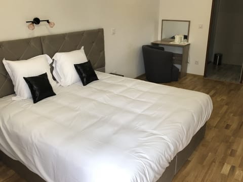 Standard Double Room, 1 Queen Bed | Individually decorated, blackout drapes, soundproofing, free WiFi