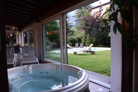 Sauna, hot tub, steam room, Turkish bath, body treatments