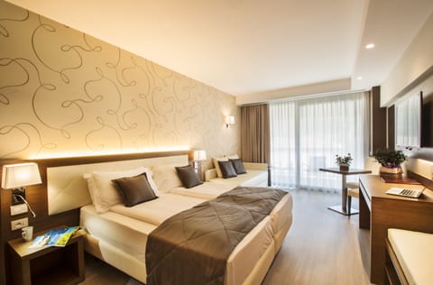Junior Suite, Balcony | In-room safe, desk, laptop workspace, soundproofing