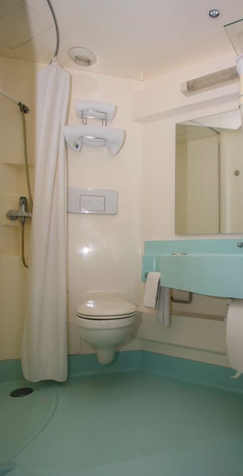 Shower, free toiletries, hair dryer, bathrobes