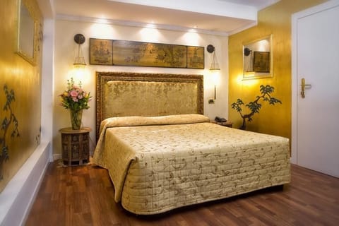 Economy Double Room | Premium bedding, down comforters, in-room safe, desk