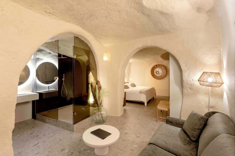 Grotta Patio | Minibar, in-room safe, soundproofing, free WiFi