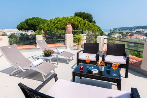 Suite, Sea View | Terrace/patio