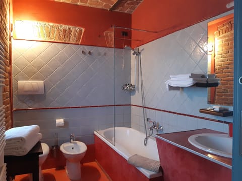 Free toiletries, hair dryer, slippers, bidet