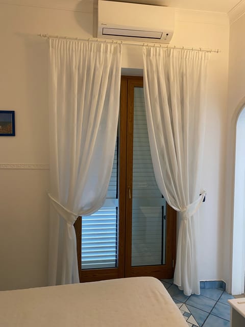 Superior Double Room, Sea View | Minibar, in-room safe, desk, free WiFi