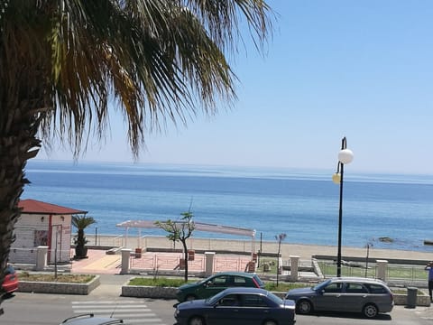 Double Room, Sea View | Beach/ocean view