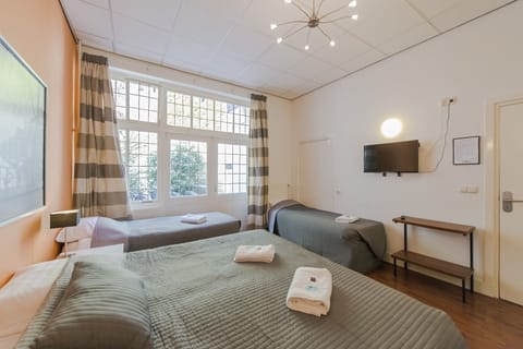 Standard Double Room, Shared Bathroom | Cribs/infant beds, rollaway beds, free WiFi, bed sheets