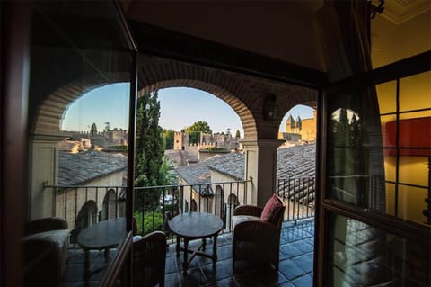 Suite, 1 King Bed | Balcony